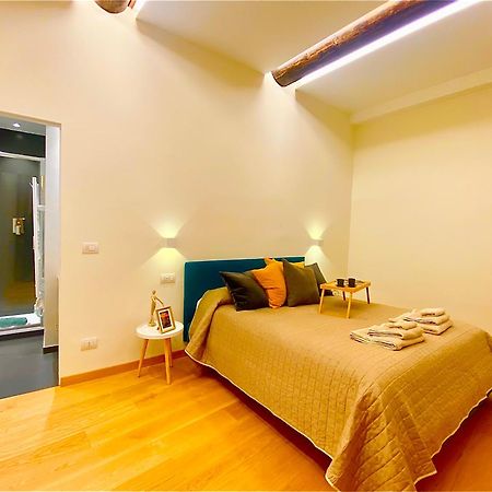 Amazing San Lorenzo 19, Rolli Palace Unesco - Stunning View Overlooking The Cathedral - Free Private Parking- جنوة المظهر الخارجي الصورة