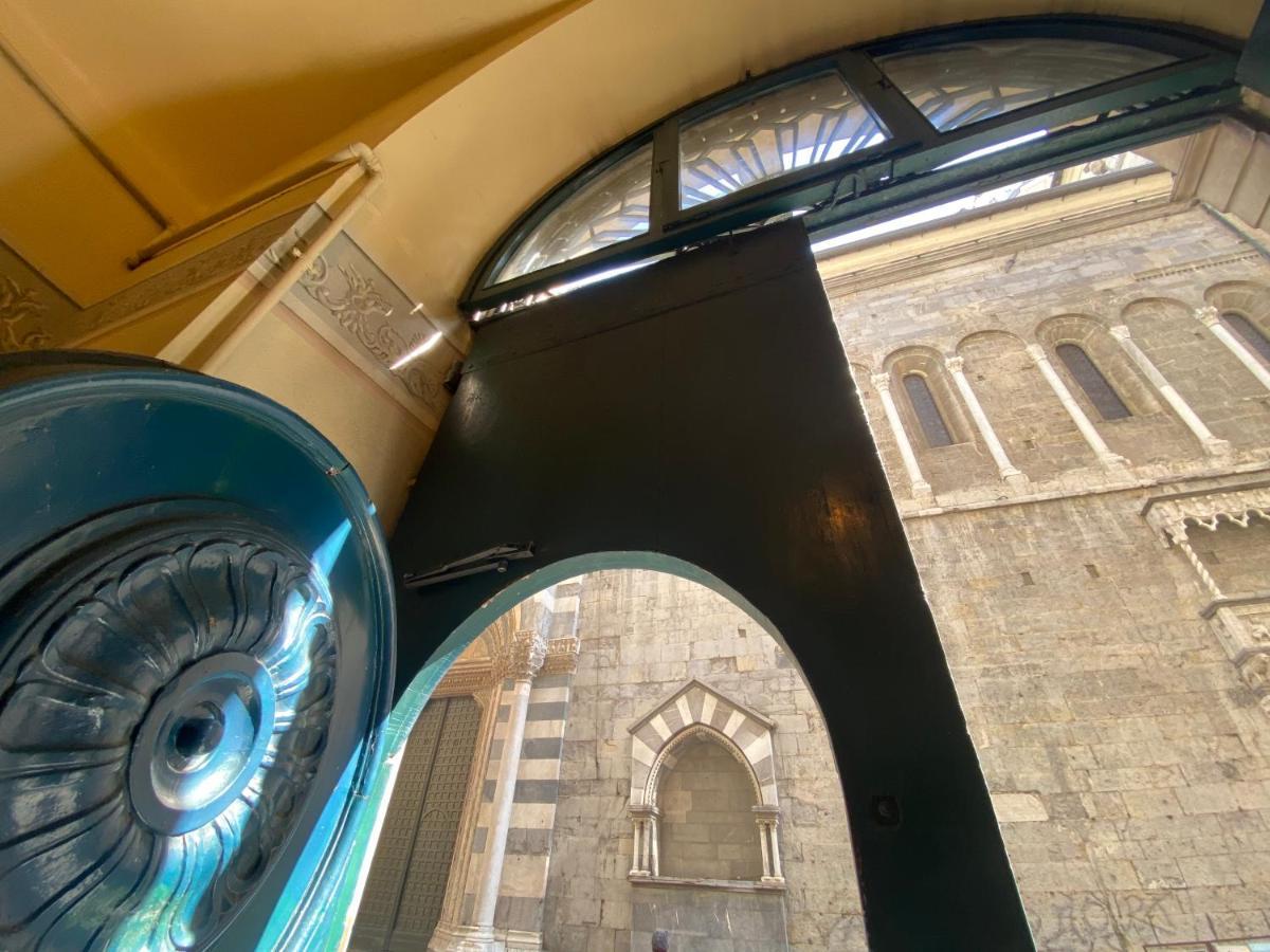 Amazing San Lorenzo 19, Rolli Palace Unesco - Stunning View Overlooking The Cathedral - Free Private Parking- جنوة المظهر الخارجي الصورة